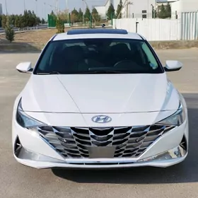 Hyundai Elantra 2021