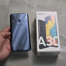Samsung A30. 4/64. wetnam