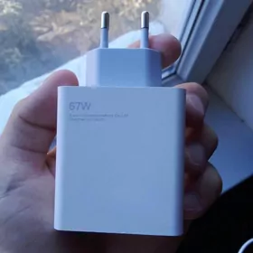 Зарядник Zaryatnik