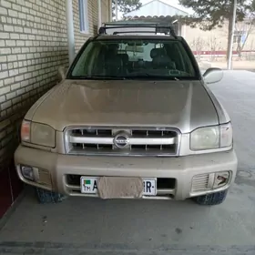 Nissan Pathfinder 2003