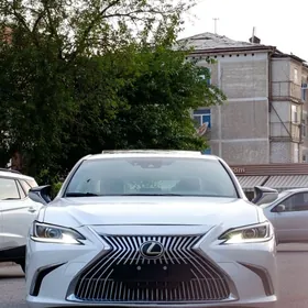 Lexus ES 350 2019