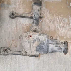 PRADA 2004 2008 4.7 lik