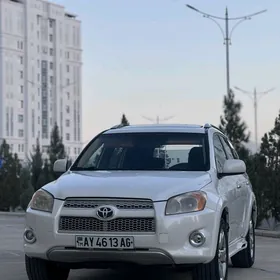 Toyota RAV4 2010