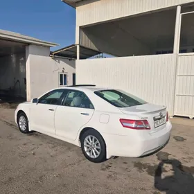 Toyota Camry 2011