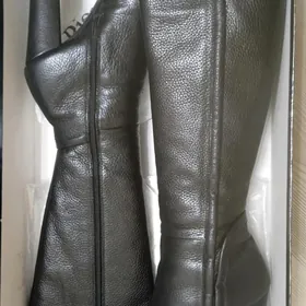 ПРОДАМ САПОГИ КОЖАНЫЕ ВЫСОКИЕ