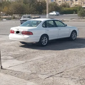 Toyota Avalon 1999