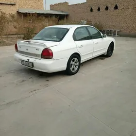 Hyundai Sonata 2000