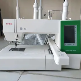 Janome yaka masyn