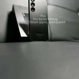 Samsung S23   8/128