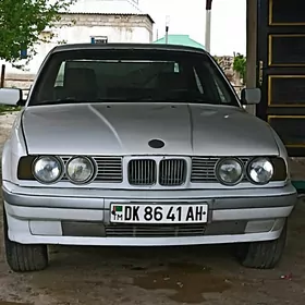 BMW 525 1989