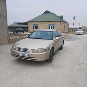Toyota Camry 1999