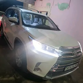 Toyota Highlander 2015