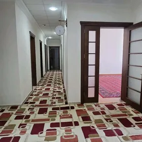 Московский элитка 4ком, EMLÄK