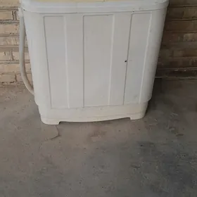 pol afdamat Kir Masyn