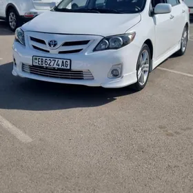 Toyota Corolla 2013