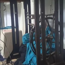 tikin masyn ayagy bilen hemde