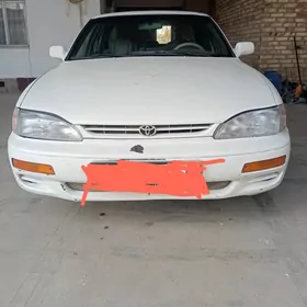 Toyota Camry 1995