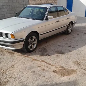 BMW 525 1990