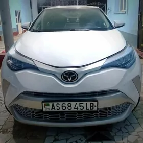 Toyota C-HR 2021