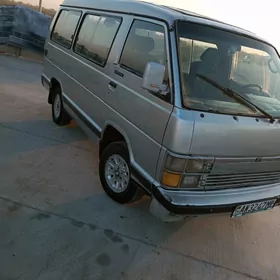 Toyota Hiace 1987