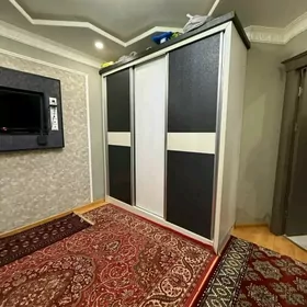 Центр 2 комнатная 1 этаж