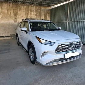 Toyota Highlander 2024