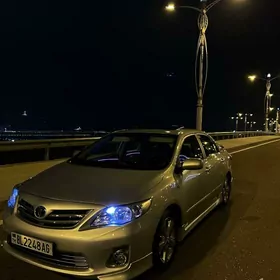 Toyota Corolla 2013