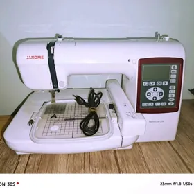 Janome 230