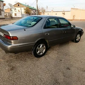 Toyota Camry 1997