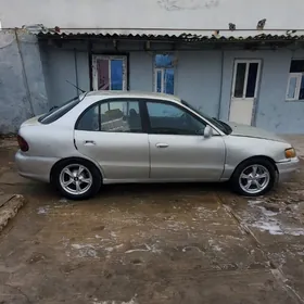 Hyundai Accent 1995