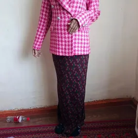 Пенжек . Костюм розовый цвет