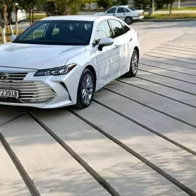 Toyota Avalon 2021