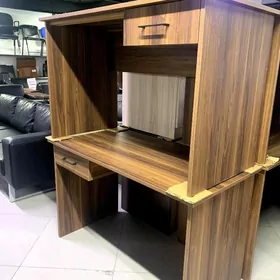 Kompyuter stol çekmeli