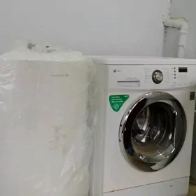 Стиральная машинка и бойлер