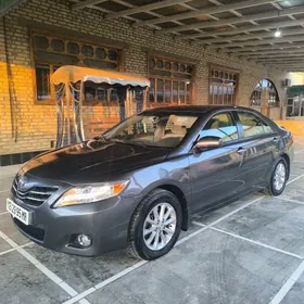 Toyota Camry 2010