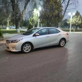 Toyota Corolla 2015