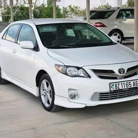 Toyota Corolla 2011