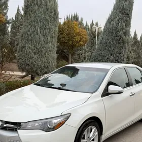 Toyota Camry 2016