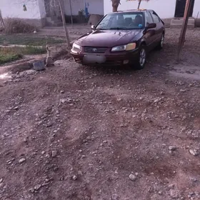 Toyota Camry 1999