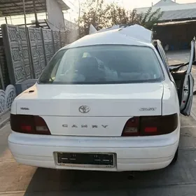 Toyota Camry 1995