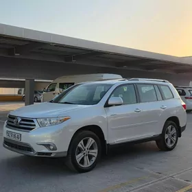 Toyota Highlander 2013