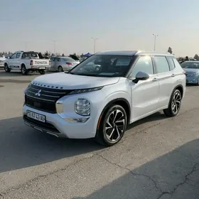 Mitsubishi Outlander 2022