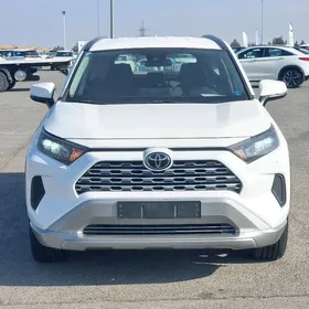 Toyota RAV4 2021