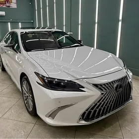Lexus ES 350 2022