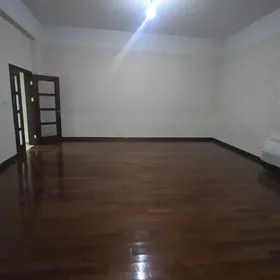 Элиика 5 комнат 7 этаж 215м²