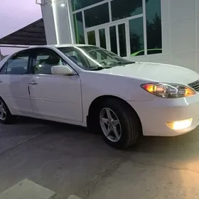 Toyota Camry 2004