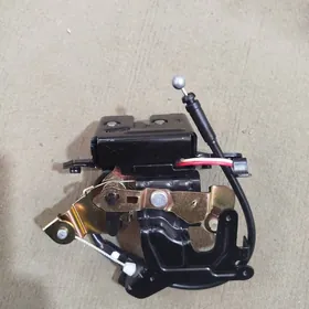 Toyota sienna zamok 98-02