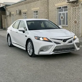 Toyota Camry 2022