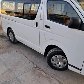 Toyota Hiace 2007
