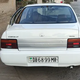 Toyota Corolla 1993